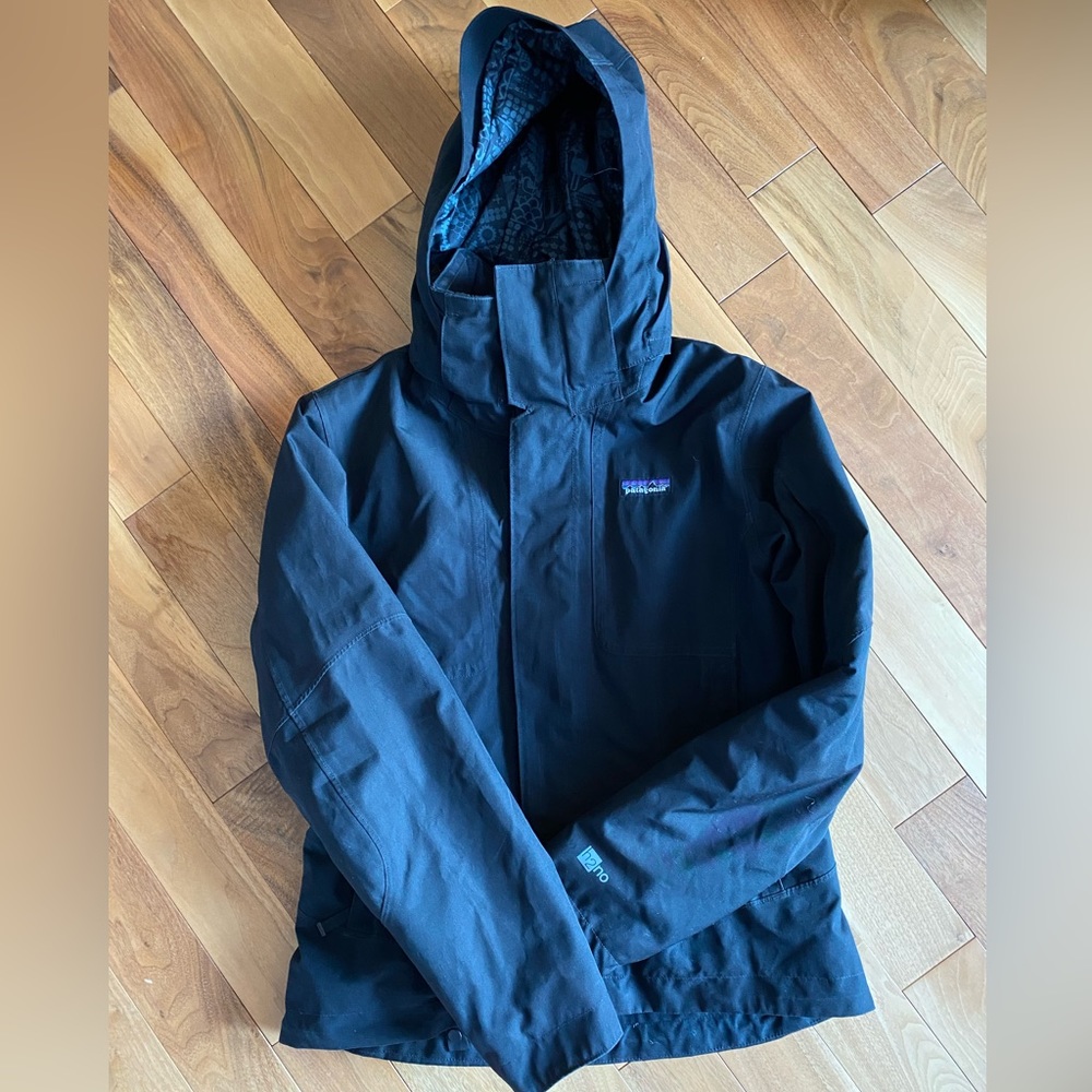 Patagonia Women’s powder bowl jacket